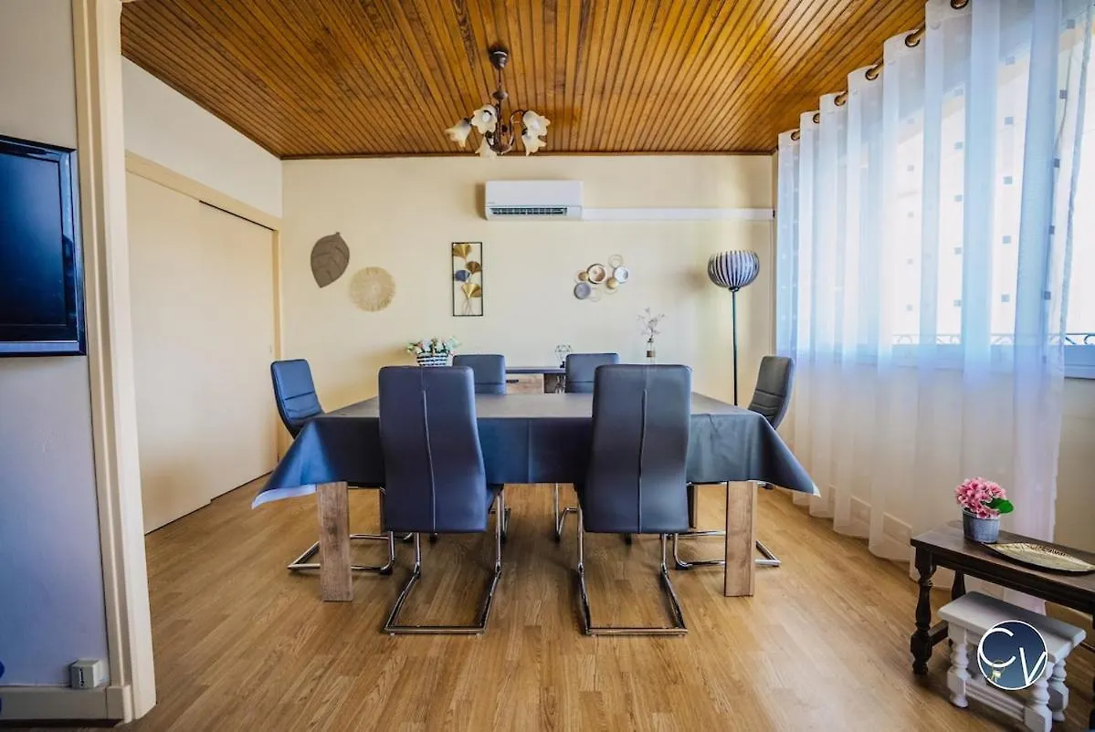 Beautiful Air-Conditioned And Bright Apartment Bollene