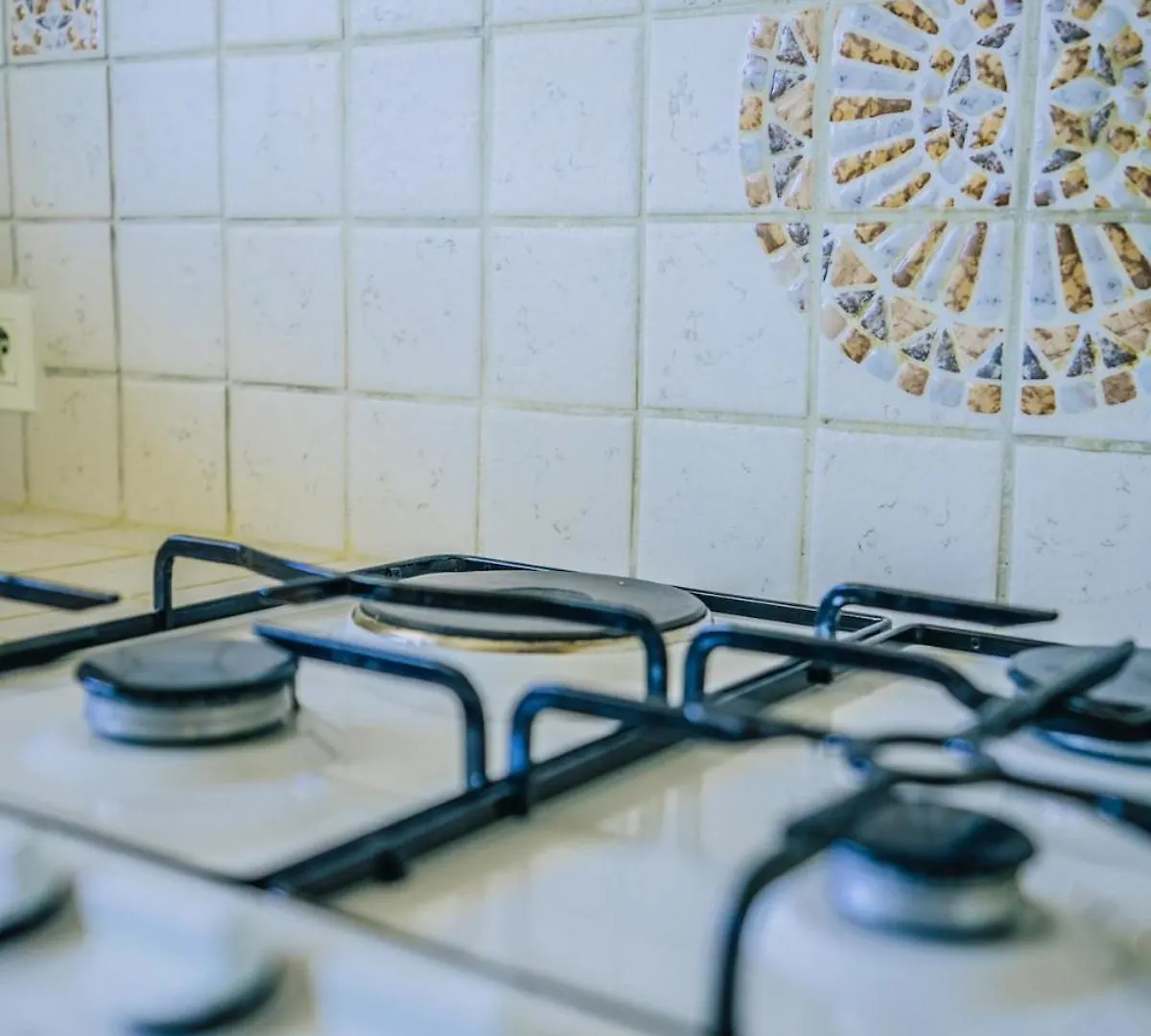 Beautiful Air-Conditioned And Bright Apartment Bollene