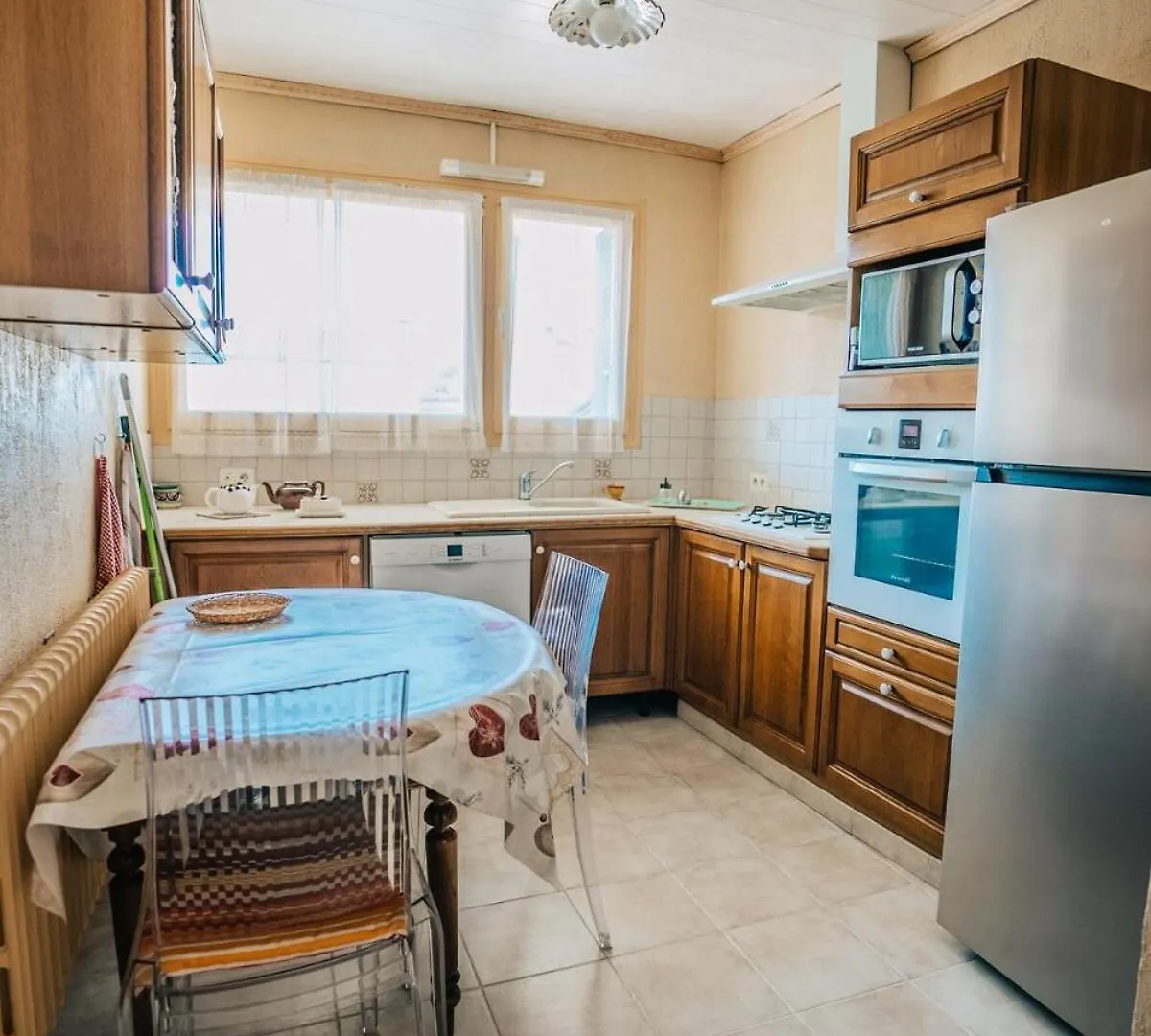 Beautiful Air-Conditioned And Bright Apartment Bollene